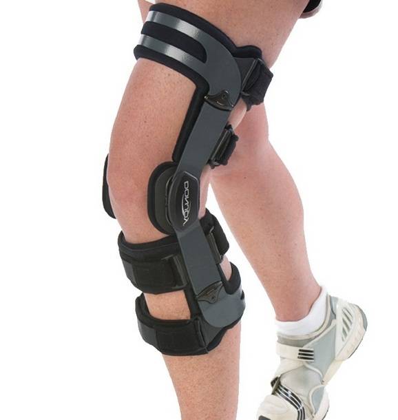 Шарнирный наколенник